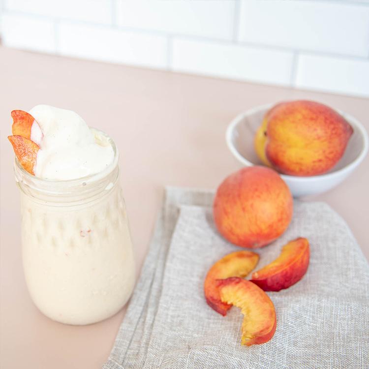 Mason Jar Peach Ice Cream